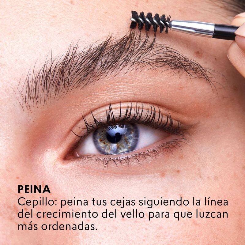 cepillo-para-peinar-cejas