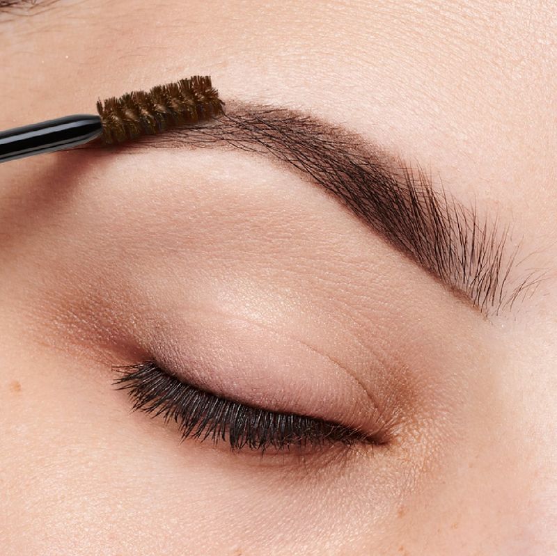 maquillaje-para-cejas-medium-brown