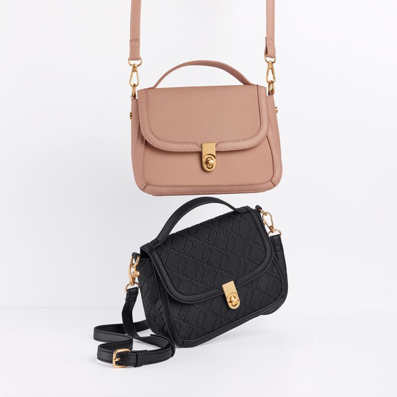 Bolso-de-mujer-negro--elegante-cuero-asa-ajustable-cierre-seguro-y-bolsillo-posterior-practico.