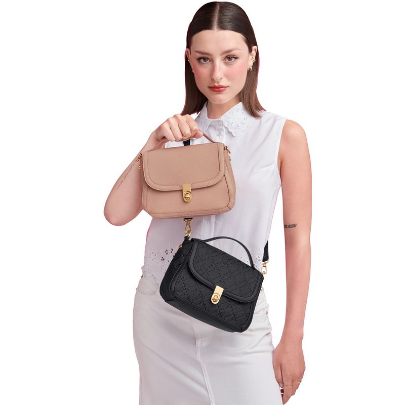 Bolso-de-mujer-negro--elegante-cuero-asa-ajustable-cierre-seguro-y-bolsillo-posterior-practico.